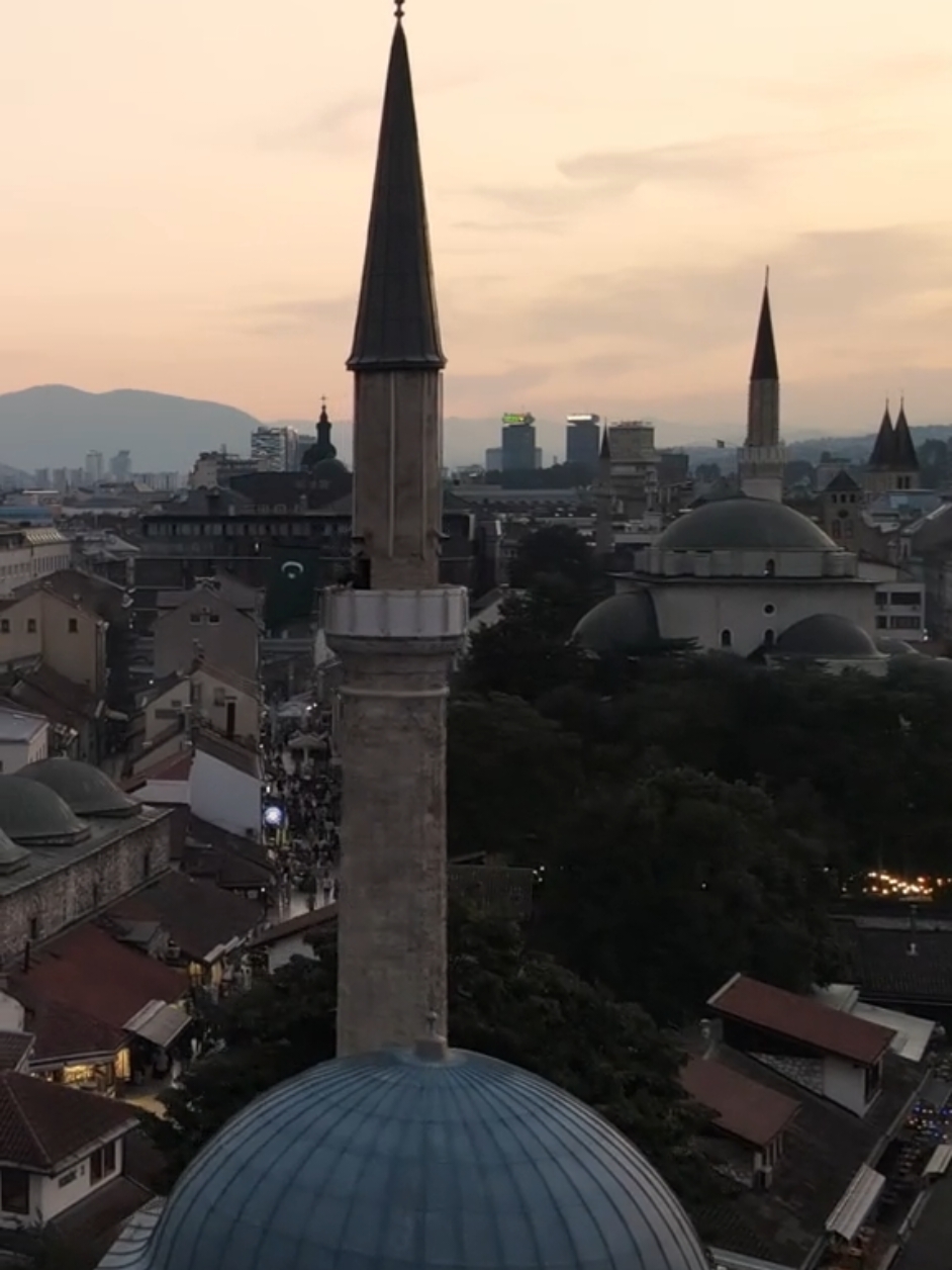 Sarajevo - Volim te🤍 #sarajevo #šeher #bascarsija #bosnia #view #drone 
