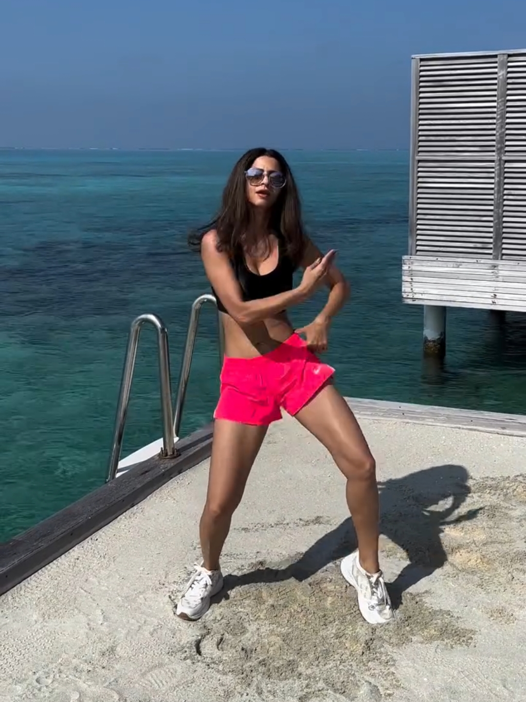 Vedhika can’t get enough of the vibrant vibes of Nain Mataka! 🎶🔥 Big congratulations to the entire team for delivering this electrifying masterpiece! 💃✨ #NainMataka #OnRepeat #VarunDhawan #BabyJohn #BollywoodBeats #DesiVibes #TiktokIndia #trendingnow 