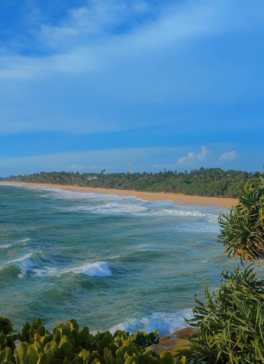 Guess the place. 🌊🏝️⚓ #travel #induruwa #beach #trending #foryou #onemillionaudition #fyp #itzchami 