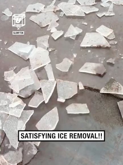 Who knew a leaf blower would make it this easy!! 😲🧊 🎥: @slump.tok  #UNILAD #cold #icy #leafblower #satisfying #asmr