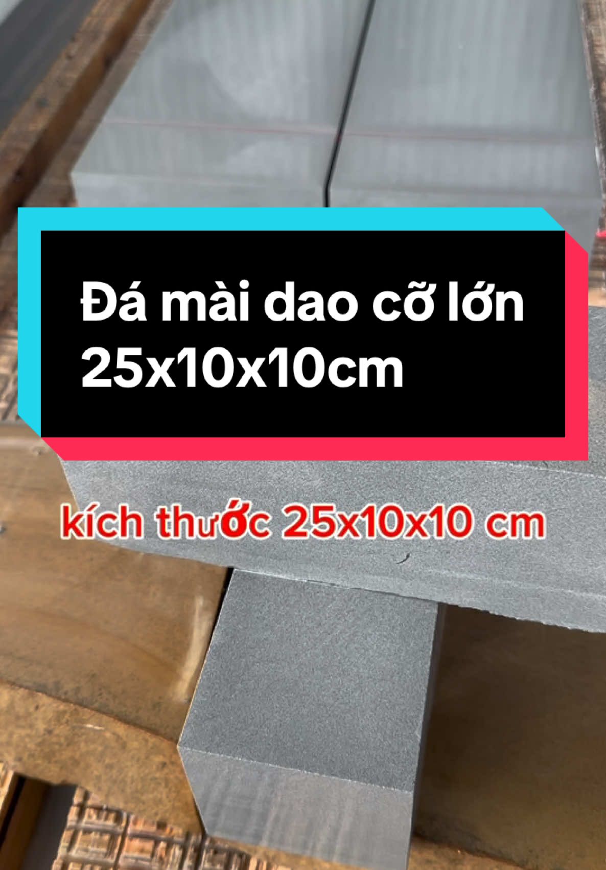 Đá mài dao tự nhiên nguyên khối cỡ lớn 25x10x10 cm. đá to nặng mài đầm ko sợ trơn trượt rung lắc tạo tư thế mài thoải mái . dùng lâu 15-20năm .#xuhuongtiktok2024❤️🌈✔️ #damaidaokeo #damaidaodatunhien #xuhuongtiktok 