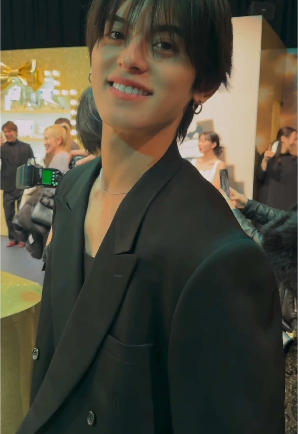 『 A Christmas Special 』が、12月13日（金）〜25日（水）まで表参道ヒルズ 本館B3F スペース オーにて開催されています！ 会場に足を踏み入れるとクリスマスショーの世界が広がっていてとてもワクワクした気持ちになりました🎄 ご自身にも、または大切な方にギフトをお探しの方はジョー マローン ロンドンの香りを😌 @Jo Malone London  #JoMaloneLondon #JoMaloneLondonJapan  #SeasonOfScent  #ジョーマローンロンドン　 #PR 