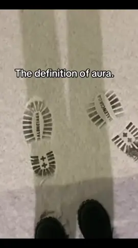 i love my strikes#underground #balenci #archivefashion #swag #strikeboots #custom #rickowens #balenciAGA #BALENCIAGA @zhaoxjwo 