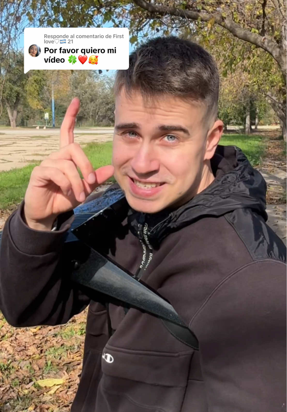 Respuesta a @First love♡🇦🇷 21 Una foto conmigo 😉📸🤳 \\ Dedicando vídeos 😌 #teboteremix #setiraunafotoconmigo 