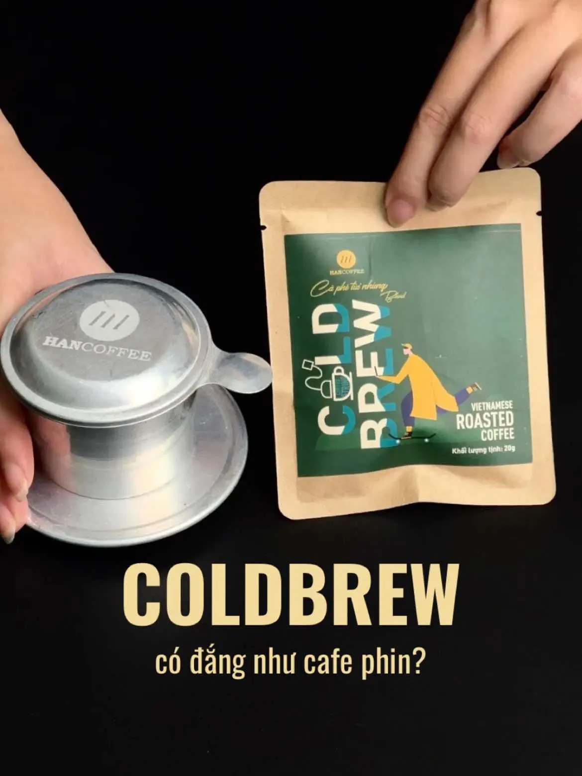 1️⃣ PHƯƠNG PHÁP PHA CHẾ: ❄️ ColdBrew: Cà phê được ngâm trong nước lạnh trong thời gian dài. Điều này làm cho cà phê có vị mượt mà, ít đắng, và ít chua hơn. 🔥 Cà phê phin: Được pha bằng nước nóng, tạo nên vị đắng và chua đậm hơn. 2️⃣ HƯƠNG VỊ VÀ CẢM GIÁC UỐNG: ❄️ ColdBrew: Vị thường nhẹ nhàng, dịu mát, có thể cảm nhận các nốt hương tự nhiên như trái cây. 🔥 Cà phê phin: Vị đậm đà, mạnh mẽ, thường đắng hơn, thích hợp với người ưa cà phê đậm. 3️⃣ PHA CHẾ LINH HOẠT: ❄️ ColdBrew: Bạn có thể điều chỉnh độ đậm nhạt bằng cách pha loãng hoặc thêm đá, sữa, hay đường mà không làm mất cân bằng hương vị. 🔥 Cà phê phin: Thường uống nguyên chất hoặc pha với sữa đặc, và vị đắng thường khó giảm hơn. #HANCOFFEE #HANColdBrew #HANulanh #HANtuiloc #HANphaphin #coldbrew #phaphin 