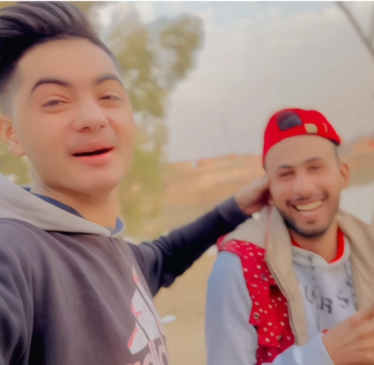 Gujjar tute iPhone Teri Kala a rahe hain🤣#funnyvideos #🤣🤣😂 #ahmadbutt48 #tik_tok 