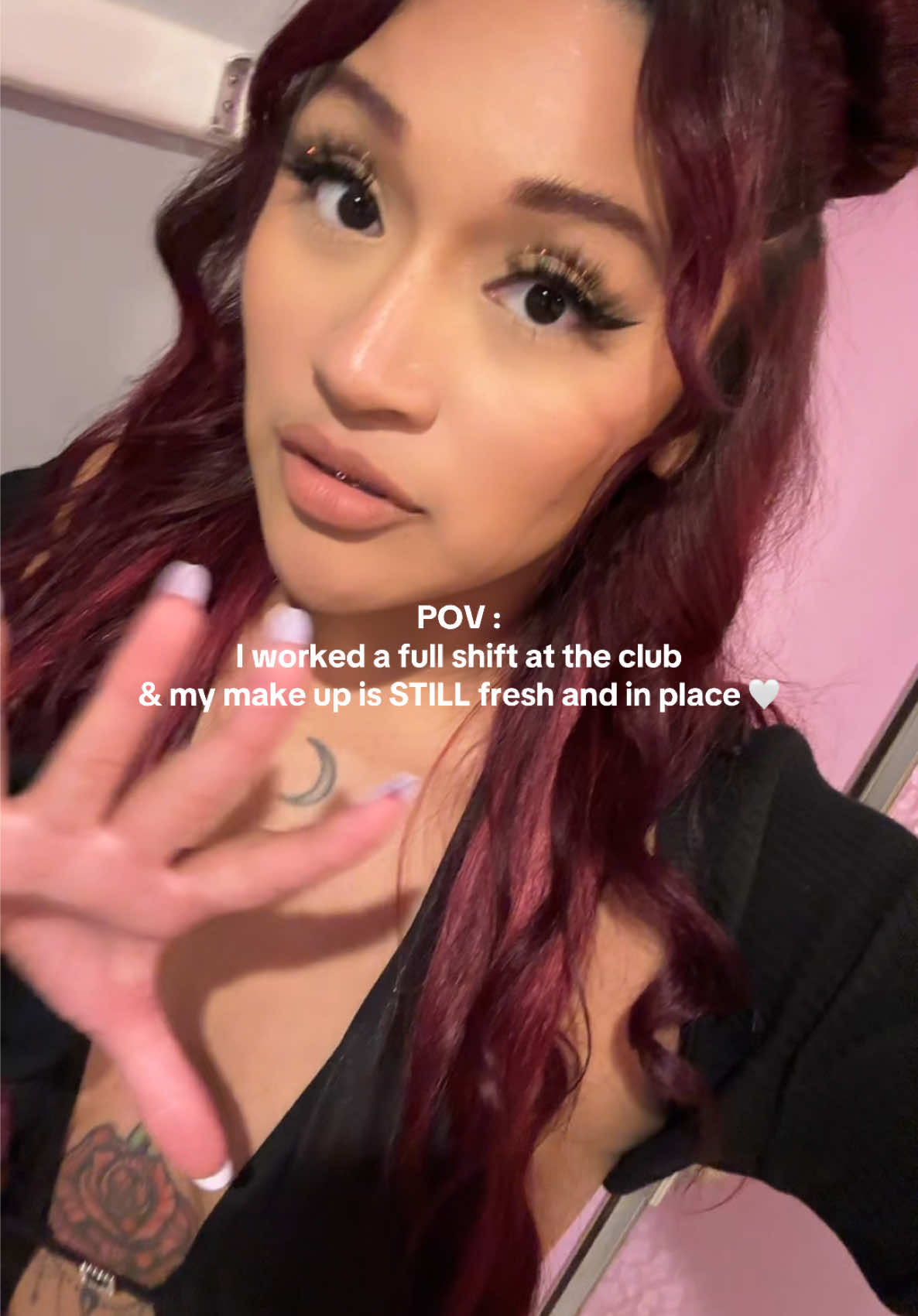 Primer to work is a MUST 🫶🏼 #skrippertok #skriptok #onesizebeauty #onesizepartner #skipper #stripper #fypシ゚viral #fy #foryourpage #clublife #makeuphacks #makeup #beautytips #beauty #beautytiktok #onesizebeautyprimer #clubmakeup @ONE SIZE BEAUTY 