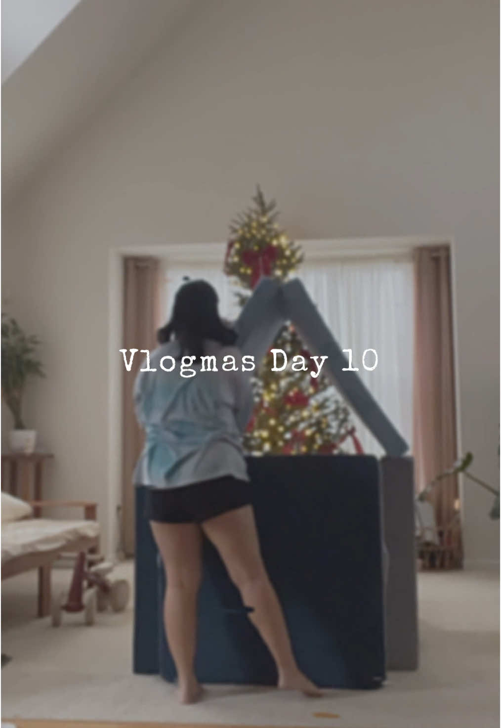 How are we on the 2nd week of December already 🫢 this is going by too fast for me 😭 #Vlogmas #vlogs #fyp #momtok #ditl 