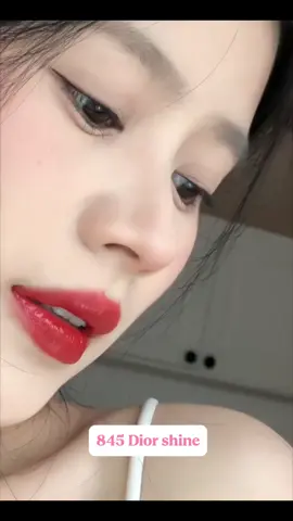 Dior shine ក្រែមរលោងដែលមានពណ៏ស្អាត ទាក់ទាញនឹង ចញ្ចឹមបបូរមាត់បន្ថែម😍 ពណ៏ដឹតល្អ #tychexcosmetic #skincare #makeup #reviewskincare #Cambodia #viral #review #reviewperfume 