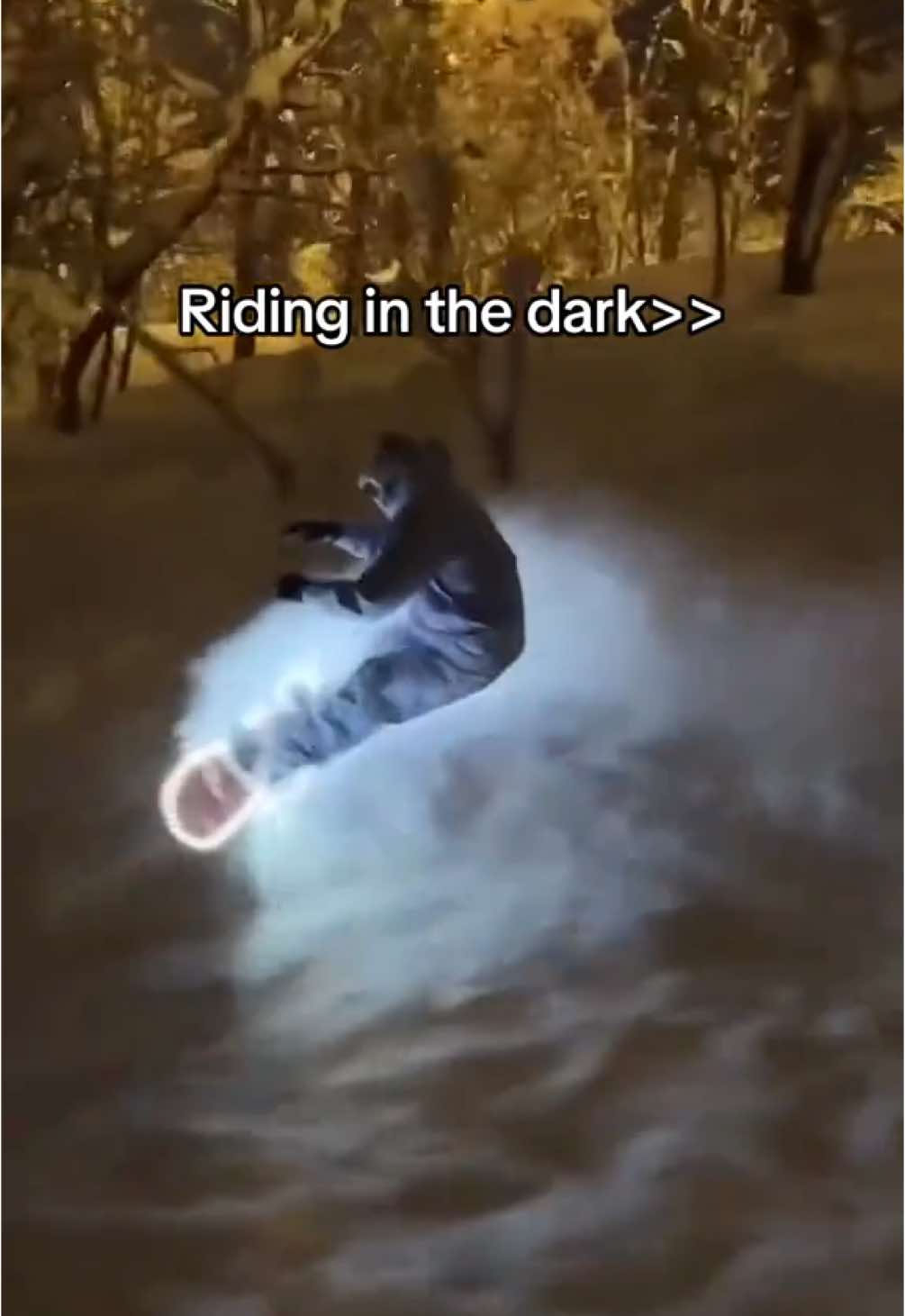 Who else needs nights like this?🏂:@vladkhadarin #snowboard #snowboarder #snowboarding #fyp #mountains #powder #wintersports #burtonsnowboards 