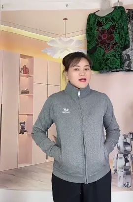 Áo khoac tâm gân #thoitrangtiktok #thoitrangtrungnienht #thoitrangtiktokcaocap 