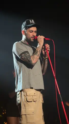 Scripted #zaynmalik #stairwaytotheskytour2024 #zaynmalikvids #edinburgh #livemusic #onedirection @Zayn @inZAYN 