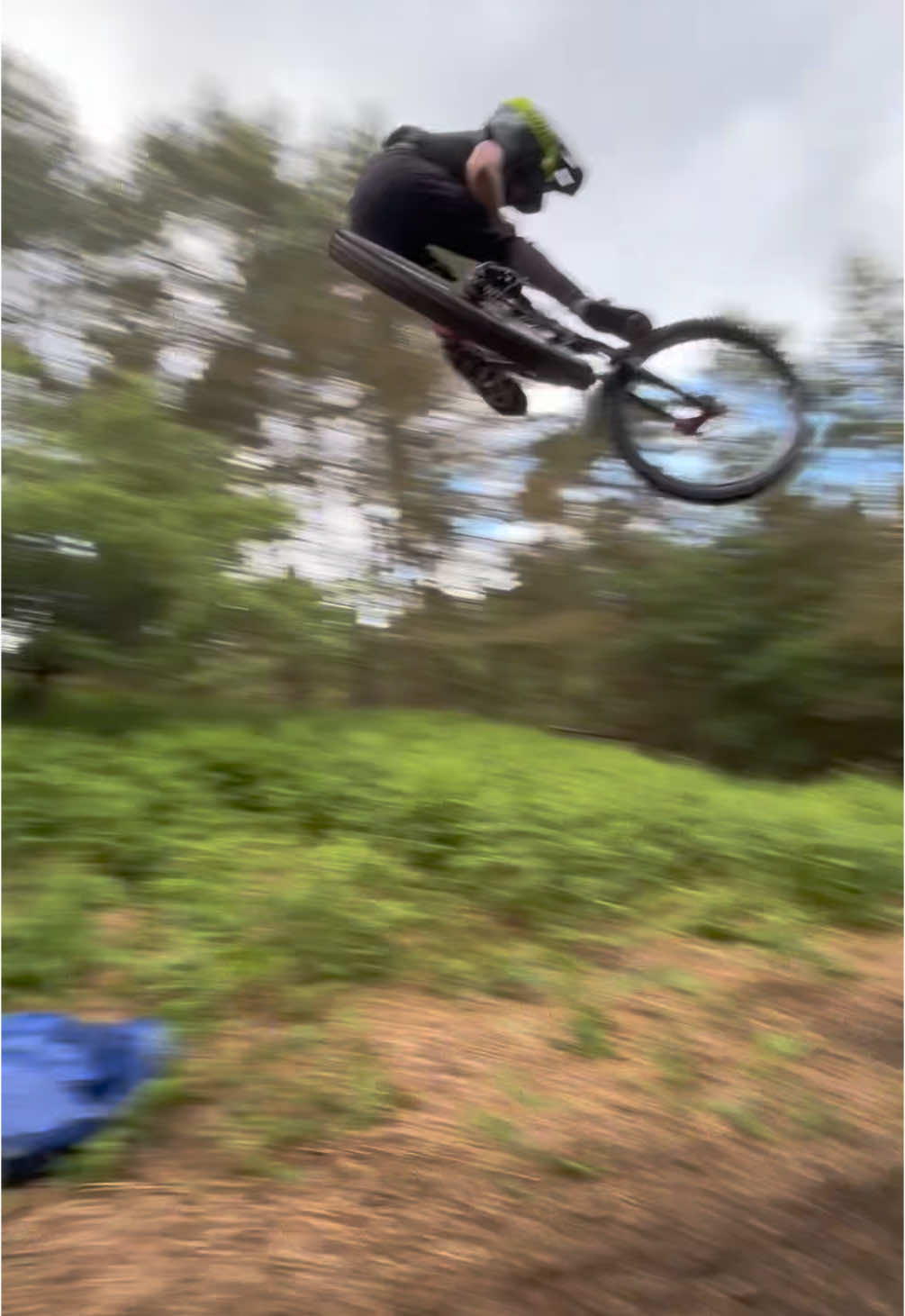 2024😮‍💨- Been such a good year and much more to come for next🕺 - #mtb #dh #cannockchase #progress #foxsuspension #downhill #canyonsender #2024 #racing #offseason 