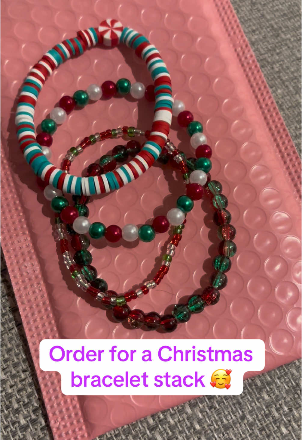 Order for a Christmas bracelet stack 🤗 available on my Etsy! #christmasbracelet #christmasbracelets #braceletstack #handmadebracelet #handmade #handmadejewellery #handmadegift #christmasgift #christmasjewellery #etsy #packanorderwithme #etsyshop #etsyseller