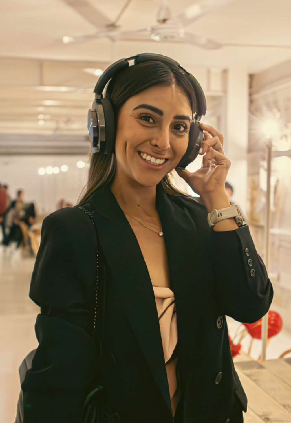 Caída, frizz, puntas abiertas, quiebre, cabello quemado 😟, ¿cuál es el terror más grande en tu cabello? 😱 #DysonMx #RegalaDyson #Beauty 