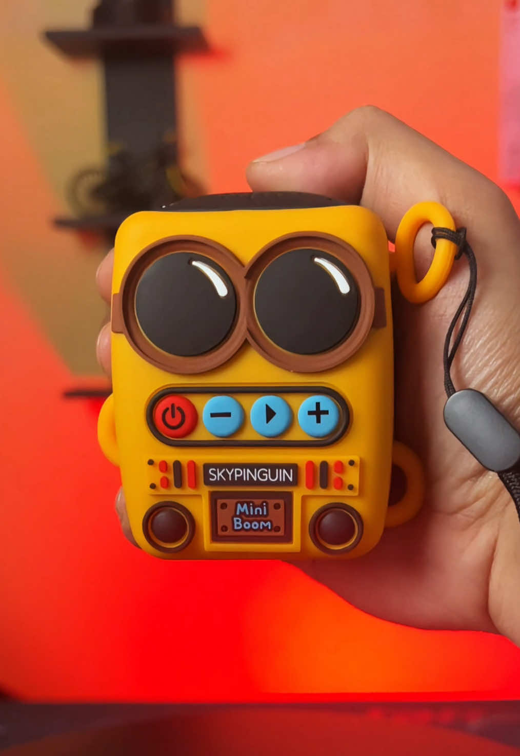 Speaker Mini Boom WS52 By : Jovitec, Desainnya mini dan futuristik, Speaker ini bisa koneksi ke Bluetooth maupun menggunakan SD Card, Tahan hingga 5 jam, Output jernih dan bass nya oke banget, Harganya lagi promo, kalo dapet harga dibawah 100rb langsung aja diambil, jangan sampe kehabisan, langsung sikatt !!! #speakerminiboom #speakerjovitech #speakermini #speakerbluetooth #speakers #speakerfullbass #speakermurah #cuantanpabatas #wibgajian #jagoanvidiotrending 