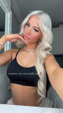 @Rose & Caramel The best tan remover ive ever used!!#tan #roseandcaramel #roseandcaramelremover 