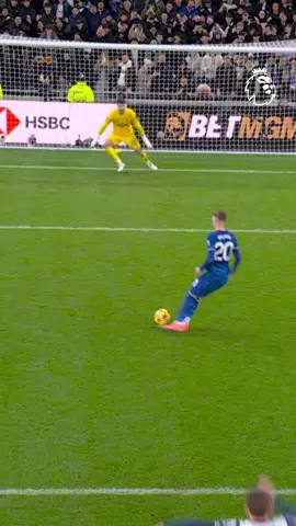Cole Palmer has taken 12 #PremierLeague penalties. He’s scored every single one. 🥶 #Chelsea 