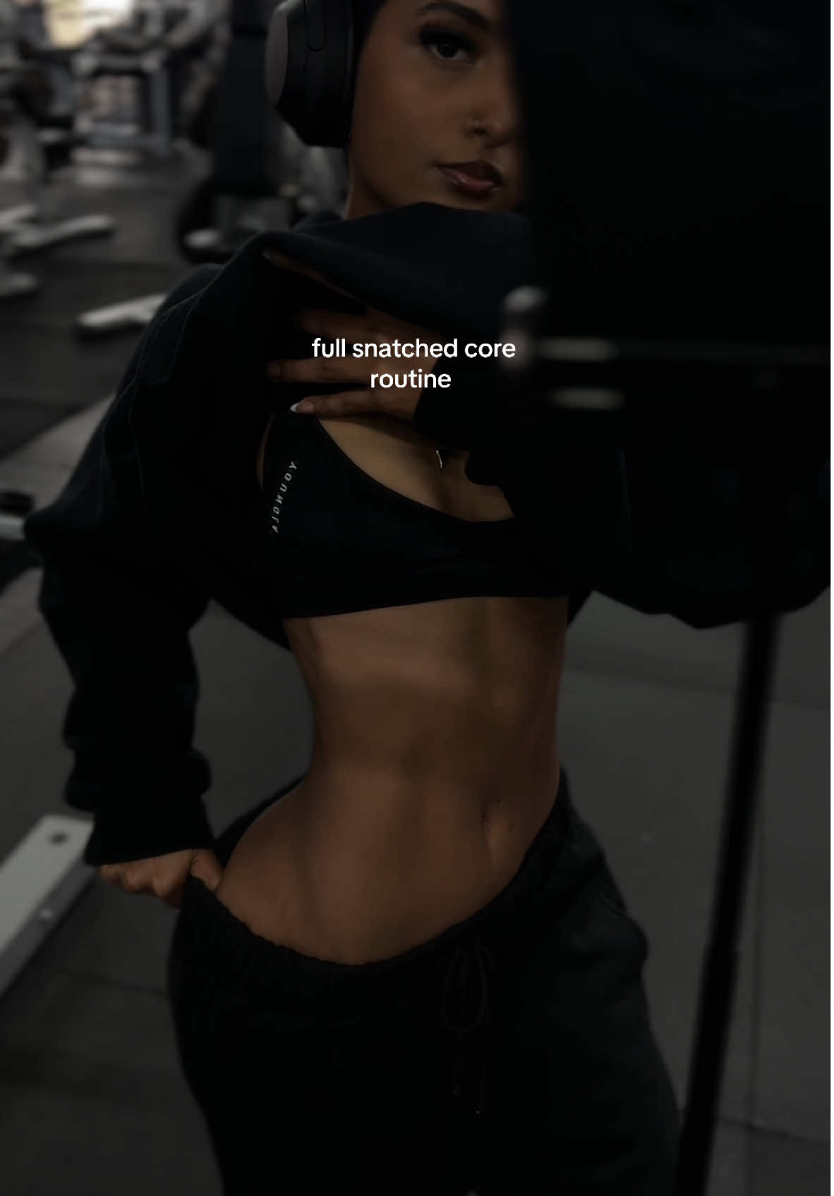 need this 6 pack to come in🤌 #gym #abs @YOUNGLA @YoungLA for Her 