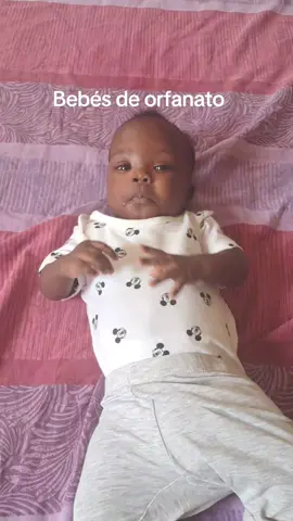 #bebes #bebestiktoks #orfanato #niñosabandonados😭😭😭😭 #África #bebésbonitos 