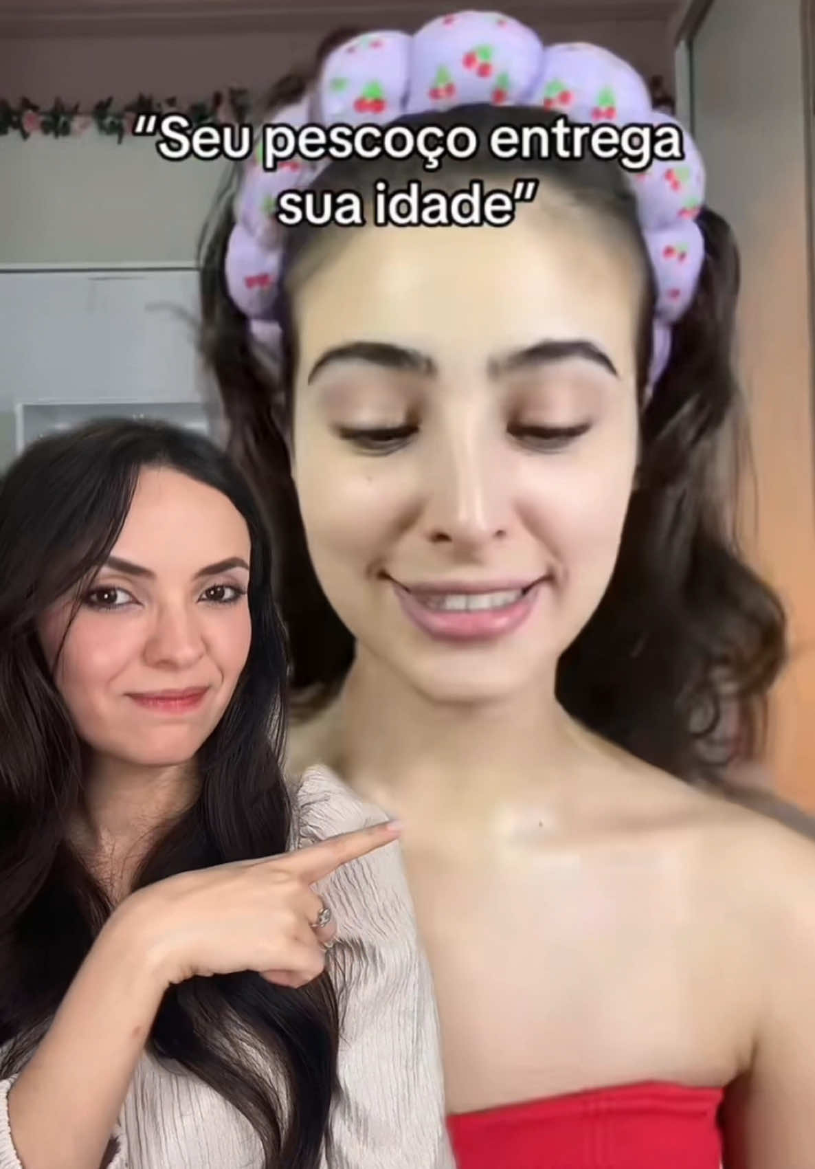 O pescoço não é fácil de cuidar pelo fato que normalmente é uma pele mais sensível… aqui estao algumas dicas de como cuidar do pescoço e o que usar na rotina de skincare #skincare #cuidadoscomapele #tiktokbeleza @sarah trindade 