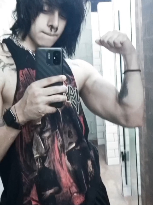 # #gymrat #gym #foryou #fy #muscleup #fitnessmotivation #fitnessmotivation #fl 