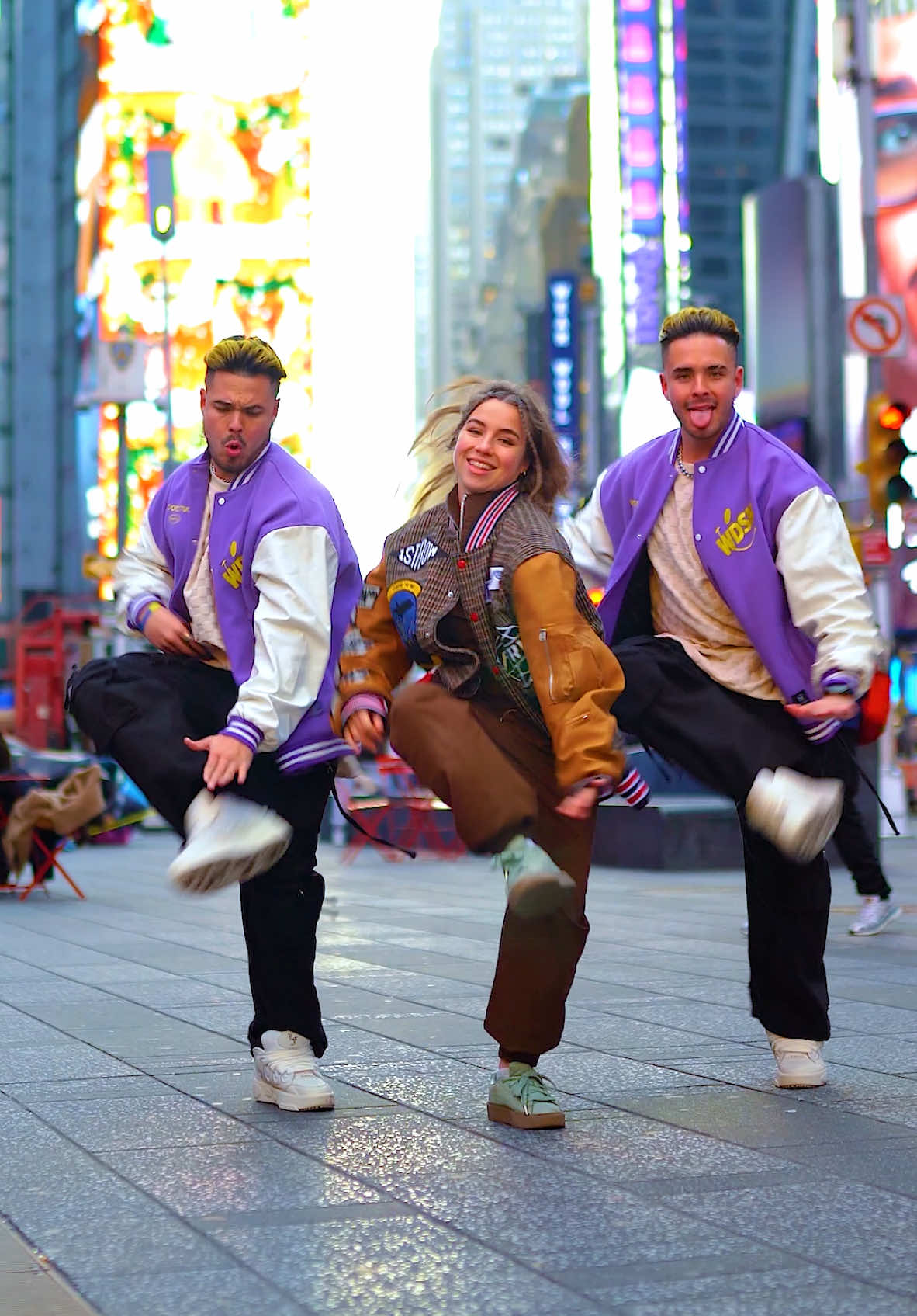 When I bumped into the @Daniel & Nicolas García 🇨🇴 in NYC #dance #public #trend 