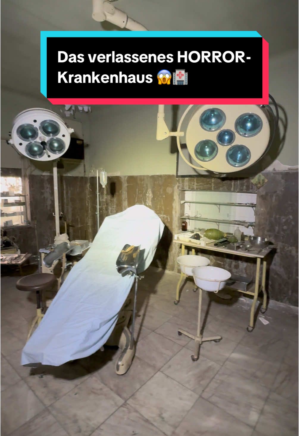 Das verlassenes HORROR-Krankenhaus 😱🏥 #krankenhaus #lostplace #lostplaces #lostplacesgermany #verlasseneorte #abenteuer #horror #scary #gruselig #gruseligevideos #unheimlich #deutsch #verlasseneorte #nrw #deutschland #fd #fds 