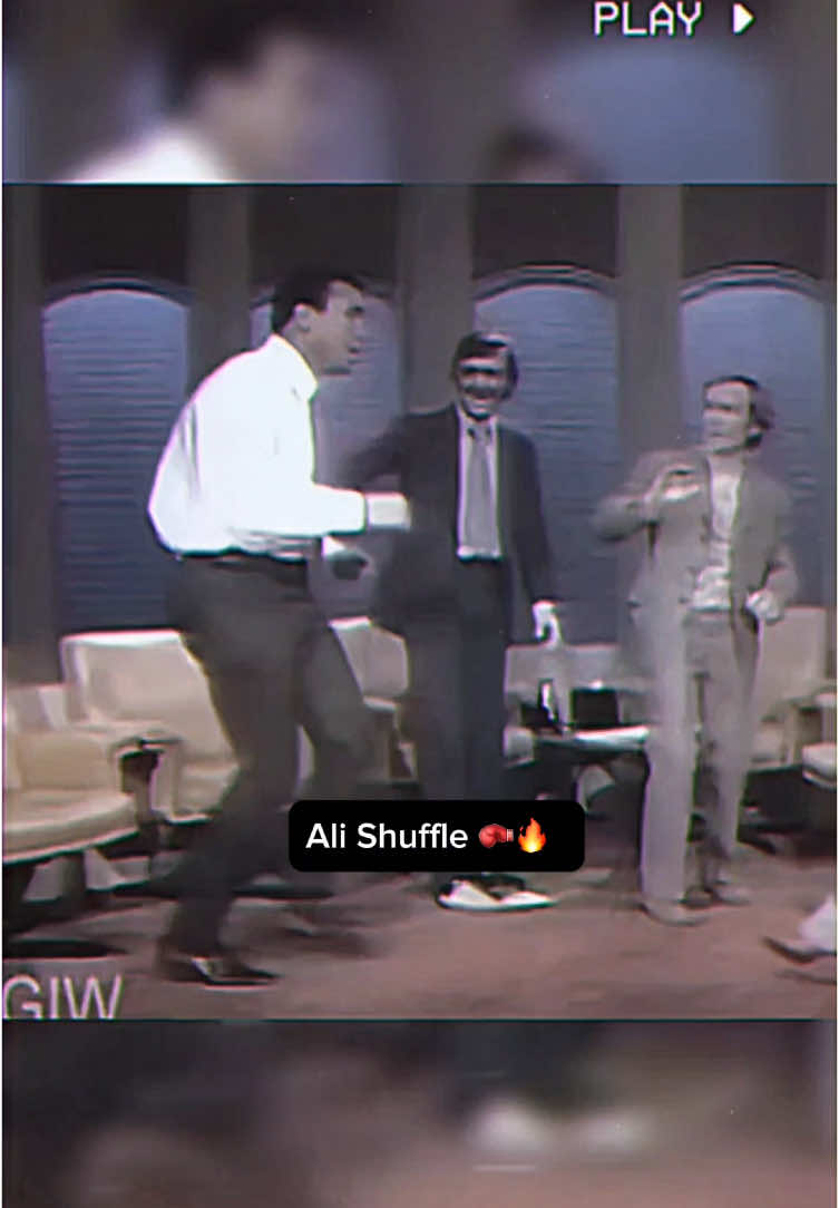 Muhammed Ali Shuffle 🔥💥🥊 #fyp #boxing🥊 #dancer #footwork #king #champion #goat🐐 #legend