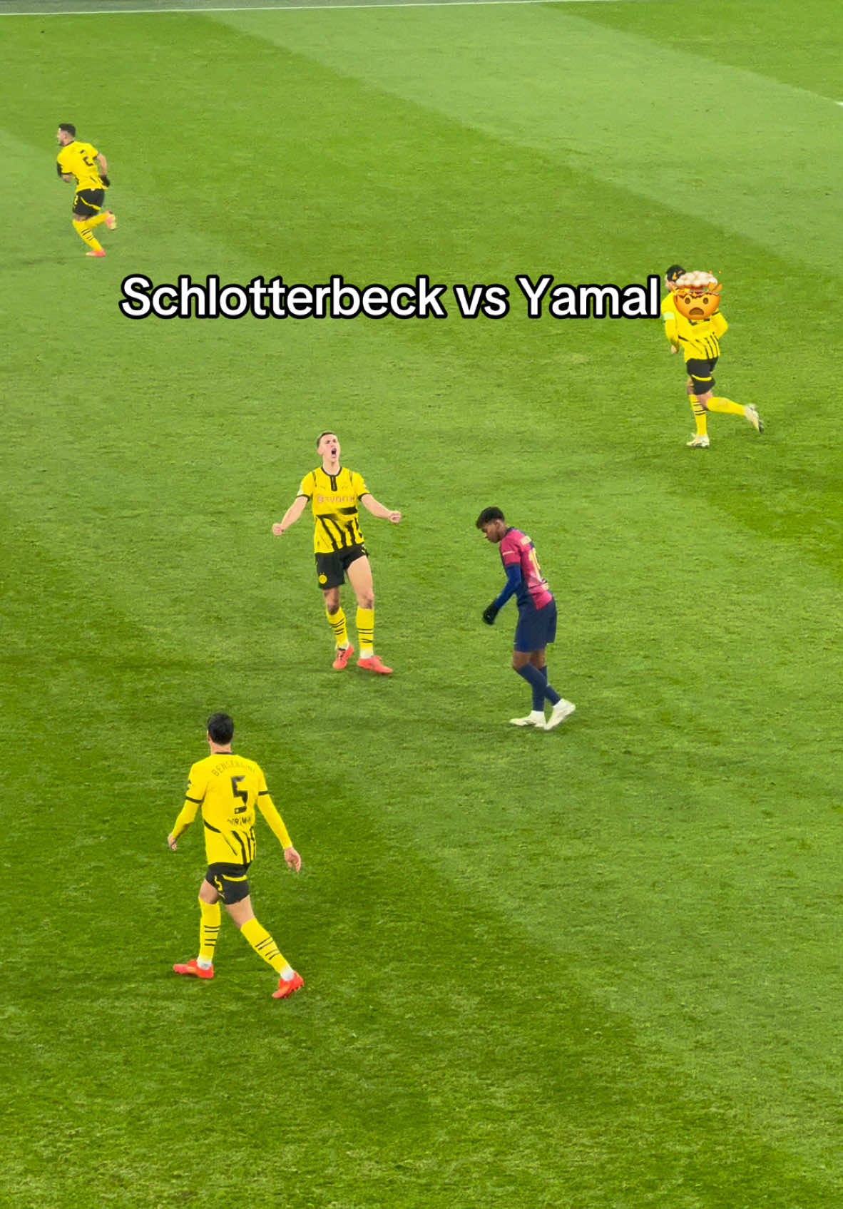 Schlotterbeck Grätscht Lamine Yamal Komplett Weg 🤯 #lamineyamal #defense #brexit #brexitmeansbrexit #defender #barca #borussiadortmund #championsleague 