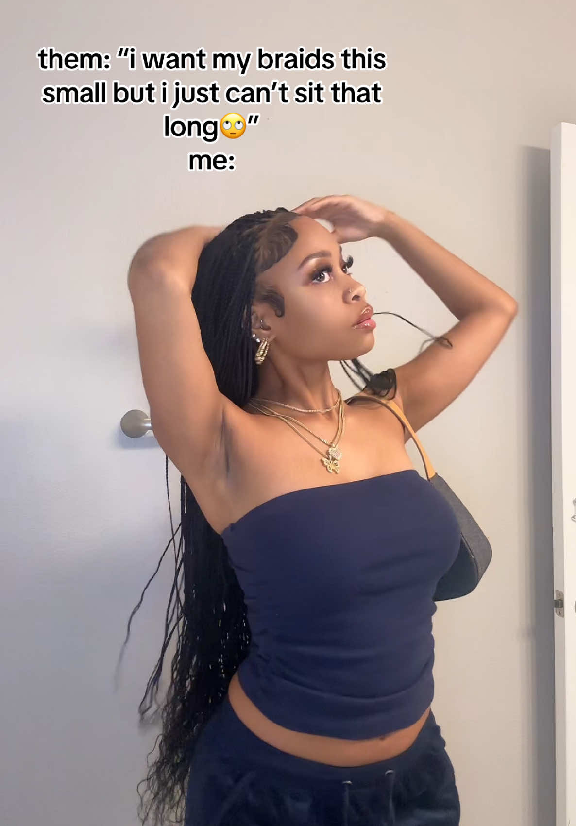 i dont be wanting to braid nobody hair like this but mine cause there’s no rush😂🥲 #braidtok #braidinspo #braidertiktok #calibraider #braiderproblems #blackgirltiktok #longbraids #smallbraids 