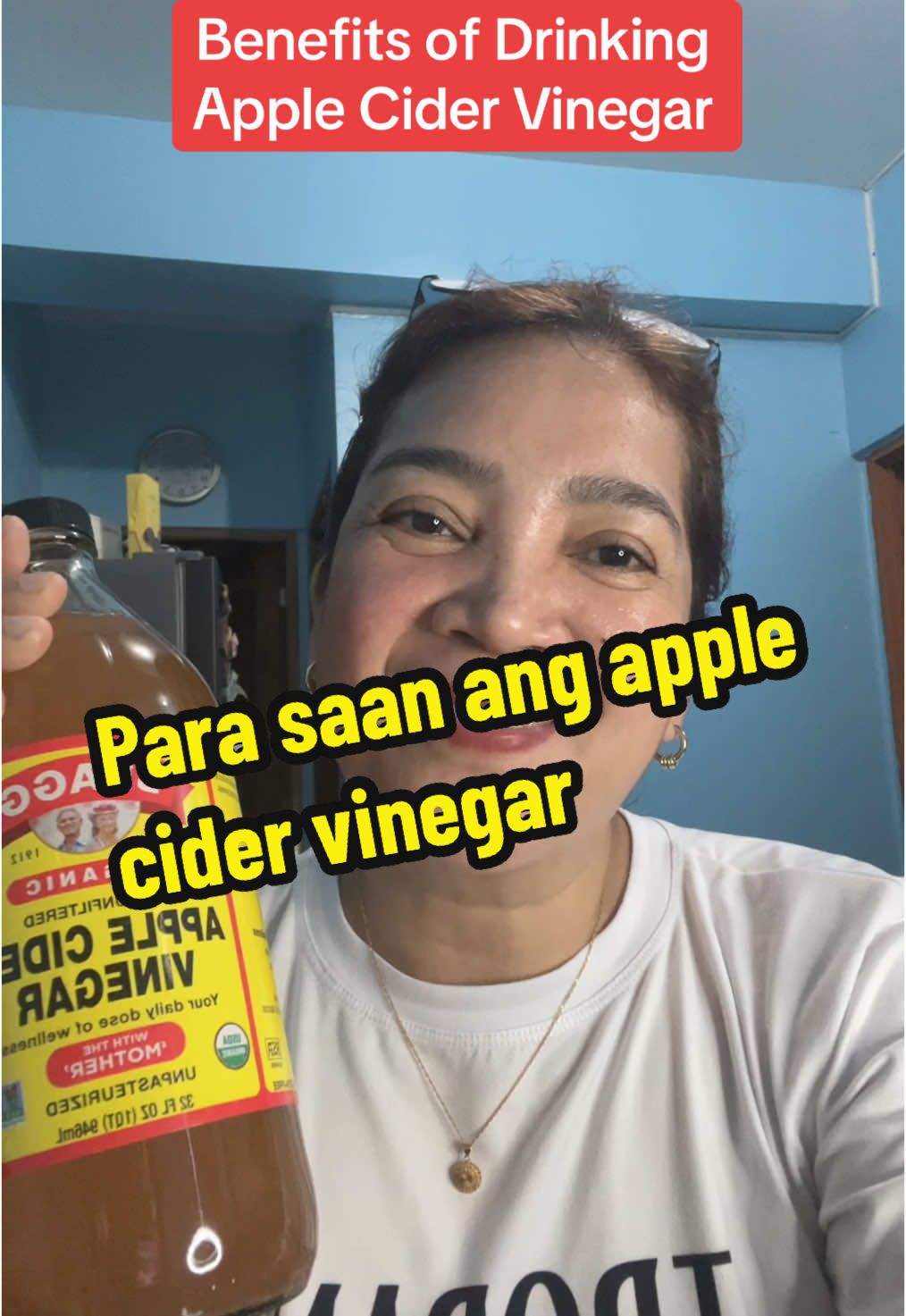 Replying to @saudiGirl1988 Ito ang mga benefits of taking apple cider vinegar daily in the morning. #applecidervinegar #benefitsofapplecidervinegar #healthyliving #lowersbloodpressure #lowersbloodsugar #reducecholesterol 