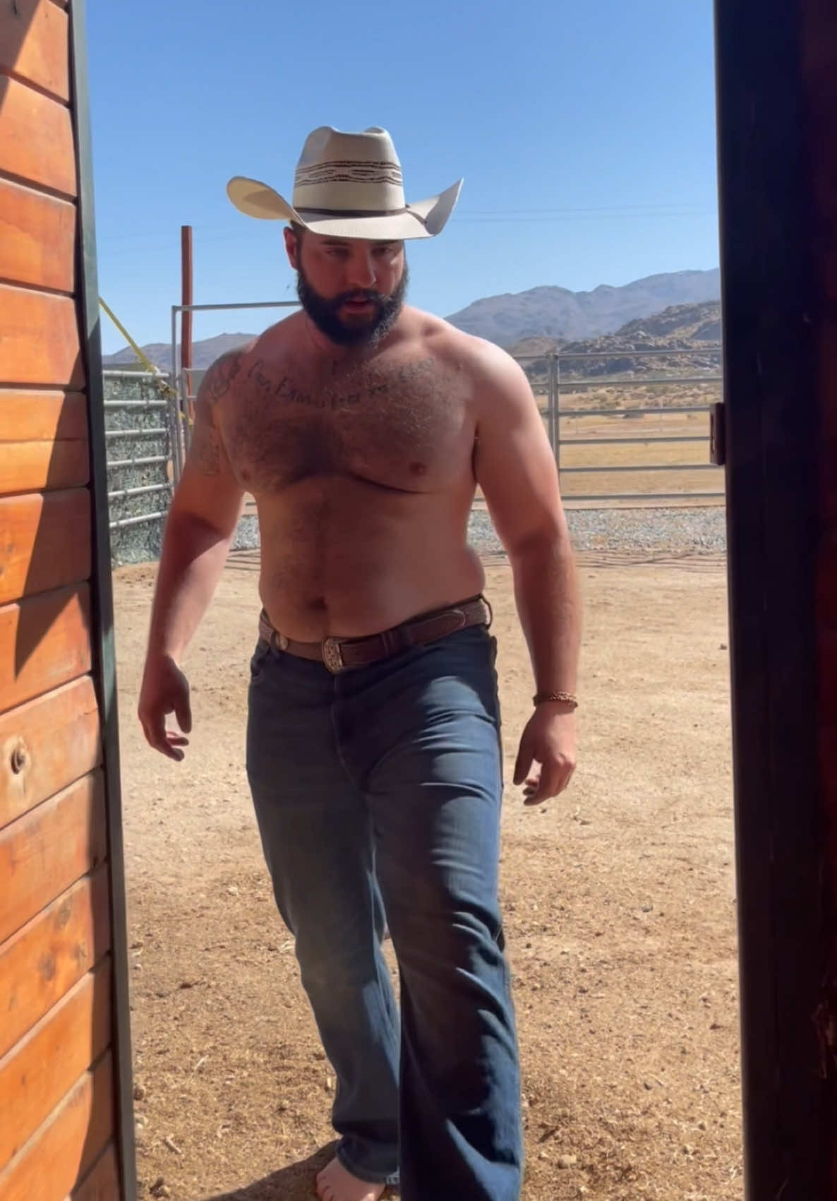 Howdy! 🤠 #countryboy 