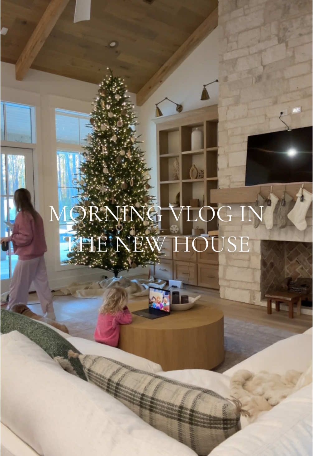 New house morning vlog 😜 #sahm #momtok #wfhm #fyp #foryou #newbuild #interiordesign #ditl #morningroutine #aesthetic 