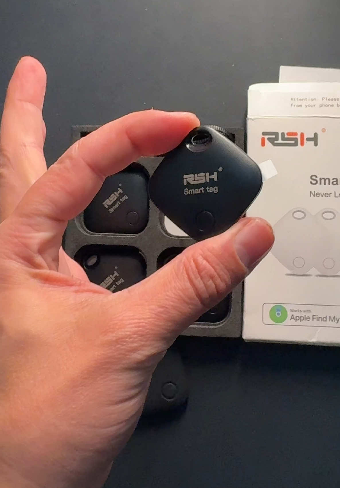 These are awesome #smartgpstrackertags that come with 4! Absolutely aweskme #trackertags must see! #kahlaDeals #Kahlatalk #Kahlatech #TikTokShopHolidayHaul #mademyyear 