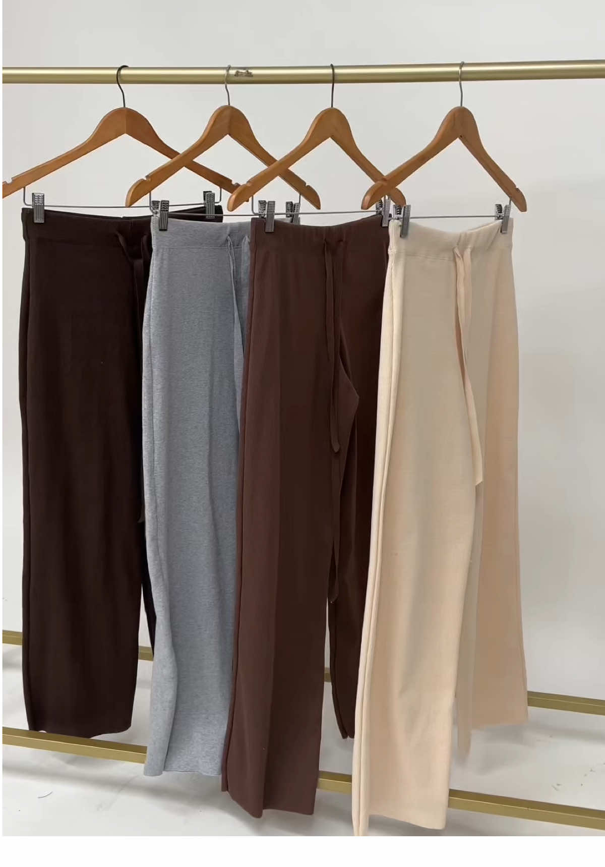 Harper pants available now!! 🤍👀 #harperpants #tiktokshop #foryou #fyp #pants #harper 