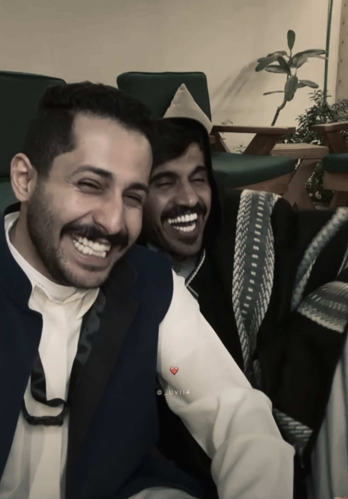 سولف وتنبت في الصّدور النّواوير❤️ | @MsHari #مشاري_العتيبي #اصدقاء_مشاري #explore #foryou #fyp 