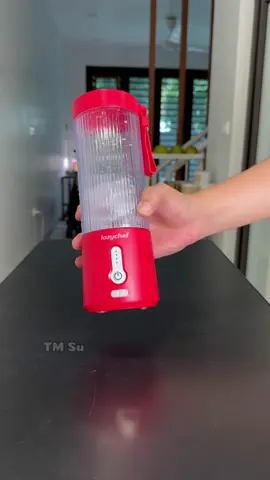 Máy nhỏ nhưng xay được lắm nha… #mayxaysinhto #mayxaysinhtomini #tmsu #dodungtienich #dodungnhabep 