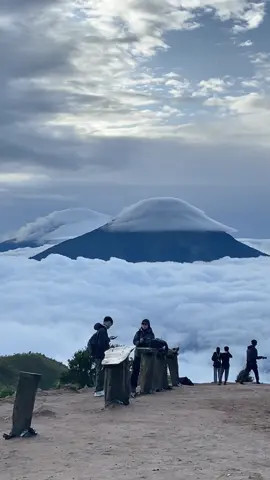 Badai tidak akan mengkhianati hasil😭🫶🏼 #mtprauviapatakbanteng #fyp #mtprau2565mdpl 