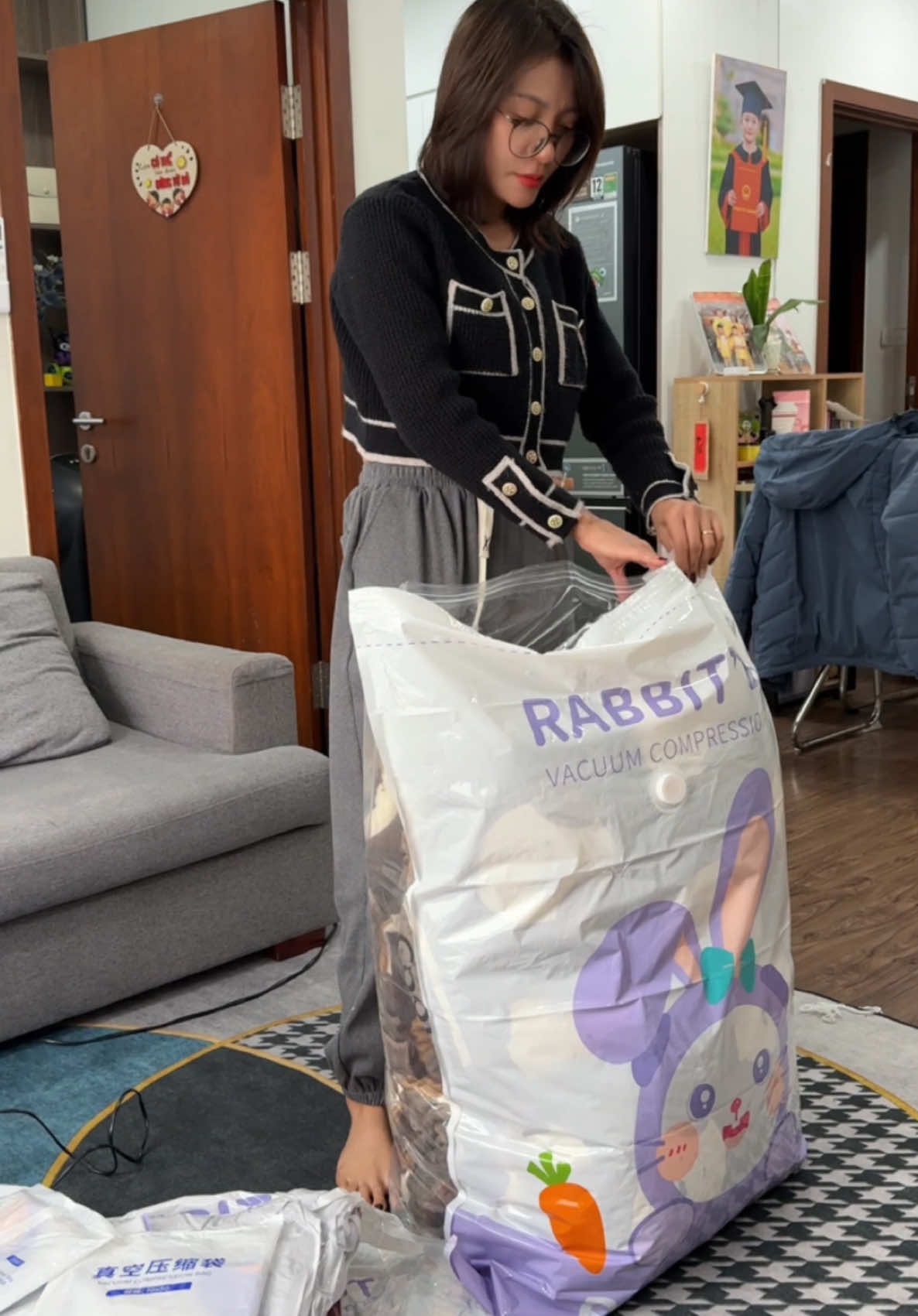 Combo 5 túi hút chân không kèm bơm điện giá hơn 100k #tuihutchankhong #tuihutchankhongdungquanao #tuihutchankhongquanao #xuhuong #trachanh89 