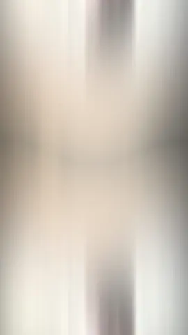 Và tình yêu bắt đầu khi ta nhìn vào mắt nhau