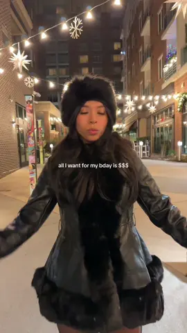 Leather fur coats 😍💋#leather #leatherjacket #leatherjacketoutfit #winterfashion #trendyy #fashiontiktok #chic #furcoat #furcoats #xyzcba 
