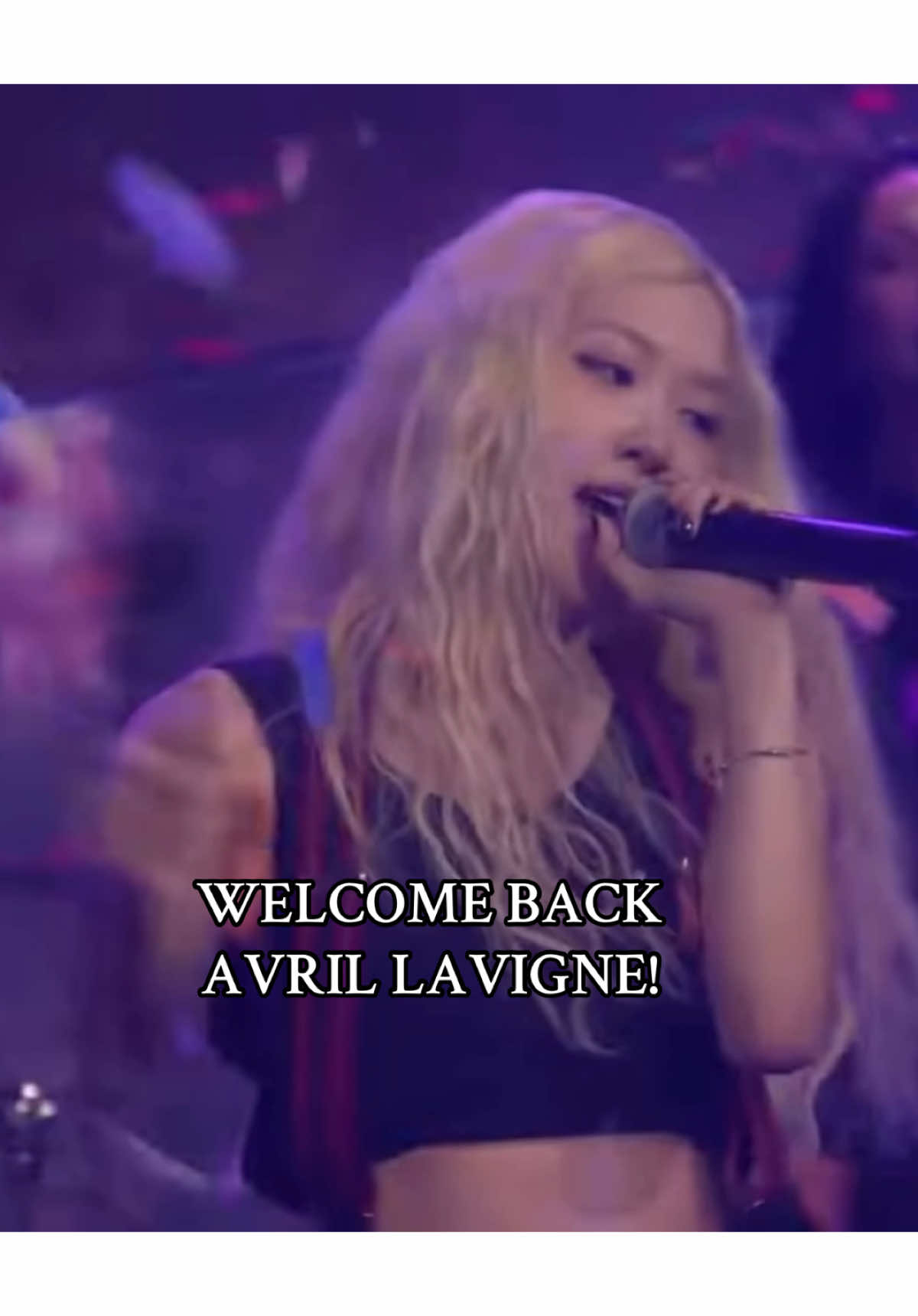 the bridge live felt like a 2000s pop rock anthem. she sounded so good #rosé #roséblackpink #blackpink #jimmyfallon #toxictilltheend #rosie #singer #kpop  