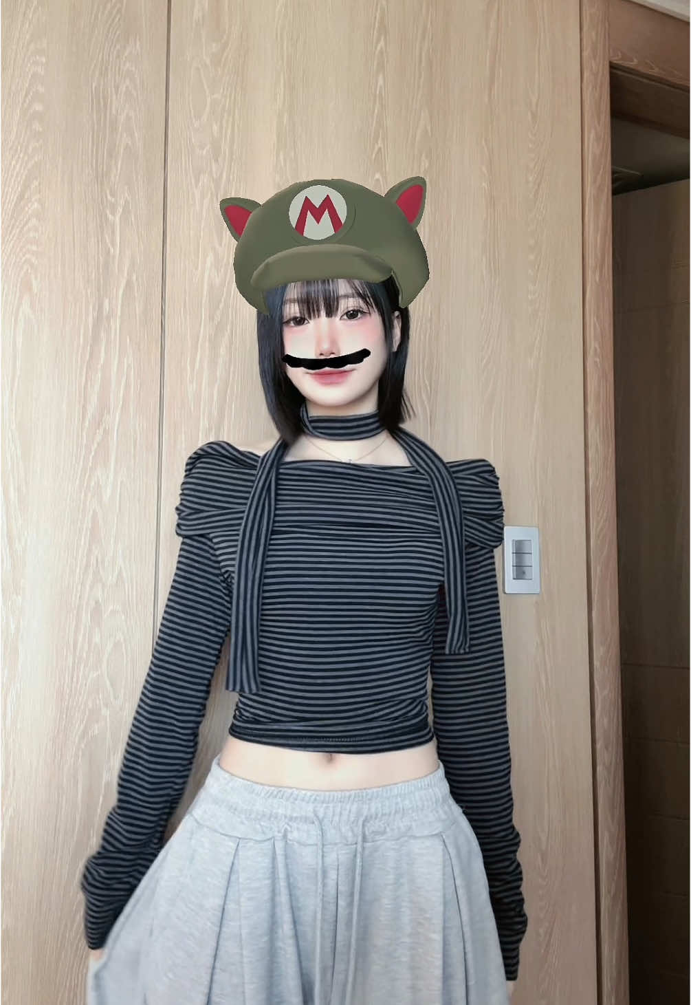 다들 크리스마스때 머할꺼야? 난 머할같은지 맞추면 선물 쥴께 #ㅊㅊ#크리스마스#캐롤#크리스마스에뭐해요언니#추천추천추천추천추천추천추천추천추천추천#추천뜨게해주세요관리자님#추천안뜨면삐짐#오프숄더 