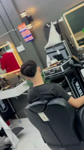 hensem doo style mid drop ni😍 korang tknk trai ke hairstyle ni🔛🔝 #barber #barbershop #hairstyles #midfade #dropfade #messy #clay #LUQTREAT #LHBARBERSHOP 