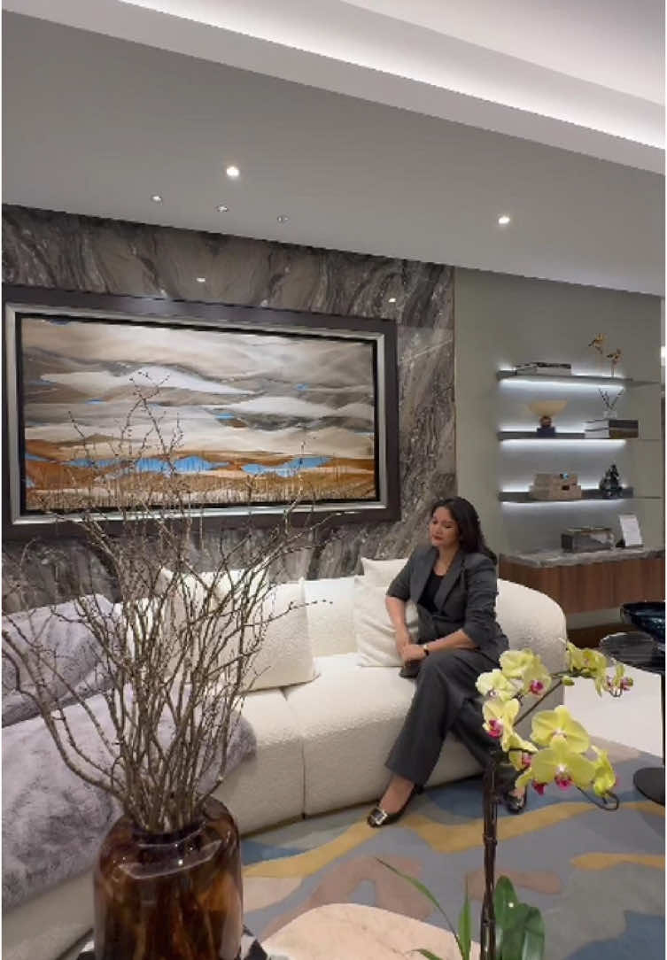 𝐓𝐚𝐤𝐞 𝐚 𝐩𝐞𝐞𝐤 𝐢𝐧𝐬𝐢𝐝𝐞 𝐄𝐥𝐮𝐫𝐢𝐚’𝐬 𝐬𝐡𝐨𝐰𝐫𝐨𝐨𝐦 𝐚𝐧𝐝 𝐬𝐞𝐞 𝐰𝐡𝐚𝐭 𝐬𝐞𝐭𝐬 𝐢𝐭 𝐚𝐩𝐚𝐫𝐭. ✨ This pre-selling property in Makati isn’t just about luxury—it’s designed with sustainability, exclusivity, and convenience in mind. With its pre-certified LEED Gold status and plans for WELL, EDGE, and BERDE certifications, Eluria sets a new standard for modern living. 𝐄𝐥𝐮𝐫𝐢𝐚 features low-density living, one or two units per floor, private lifts, and unparalleled service from butlers trained at The International Butler Academy. Let's make this dream home yours! 💙 For inquiries, please contact us: 📞 0920-901-3487│0917-170-5487 📧  frndz.realestate@gmail.com #IamHVP #RealEstatePhilippines #RealEstateBroker #RealEstateAppraiser #RealEstateConsultant #EnvironmentalPlanner #RealEstateInvesting #InvestNow #InvestWithUs #RachelFernandez #Frndz #fyp #eluria #eluriapreselling #preselling 