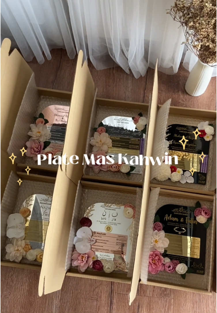 haaa banyak ni contoh kita bagi, minat yang mana ? slot bulan ni dah penuh sampai plate kita habis, bulan 1 masih ada 10 slot available, siapa cepat dia dapat tau, jom tempah skot sekarang, no ws ada di biyo  #platemaskahwin #maskahwin #maskahwinhantaran #hantaranmaskahwin #maskahwinmalaysia #hantarankahwin #MasKahwin 