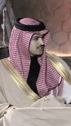 «الكسل ما يلحقك لذّات الربيع..» @ربيع القحطاني #ربيع_القحطاني #ربيع_يتحدث #fyp #foryou 