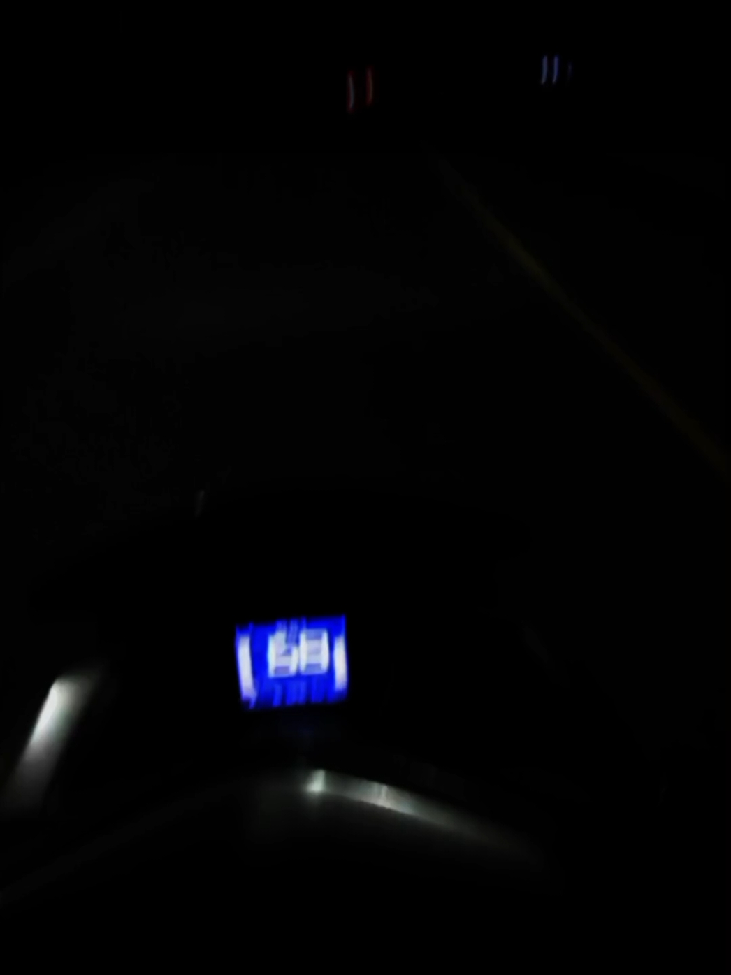 teruslah berjalan, cepat atau lambat akan sampai tujuan. #night #nightride #vibes #nmax #nmaxold 