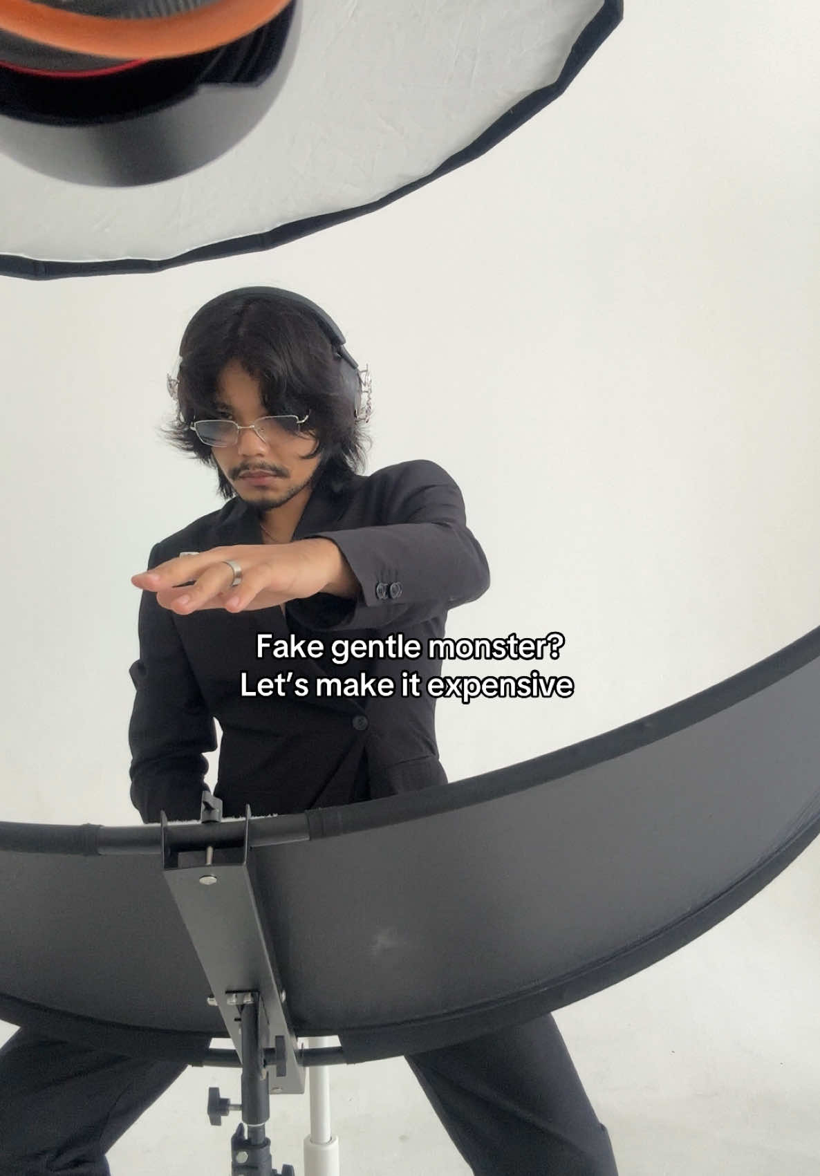 Y2k enough? Whiplash ⚡️ @thefinstudio.co #selfportrait #selfportraitphotography #photographer #foryou 